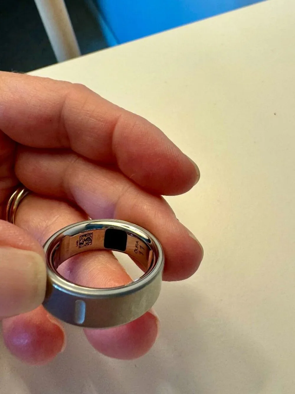 Oura 4 Ring Silver Mate Size 11 barely used
